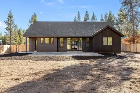 Exterior - 17498 Snow Goose Rd, Bend, OR 97707 photo 5 of 10