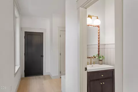 Entry Way - 17498 Snow Goose Rd, Bend, OR 97707 photo 6 of 7