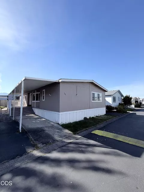3555 S Pacific Hwy #SPC 141, Medford, OR 97501