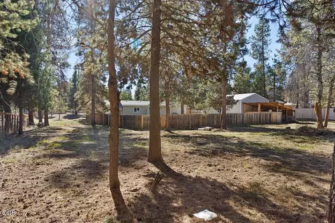 Exterior - 16122 Twin Dr, La Pine, OR 97739 photo 11 of 11