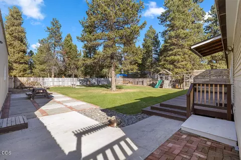 Exterior - 16122 Twin Dr, La Pine, OR 97739 photo 3 of 11
