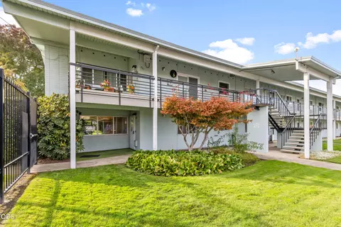 737 Stevens St #121, Medford, OR 97504