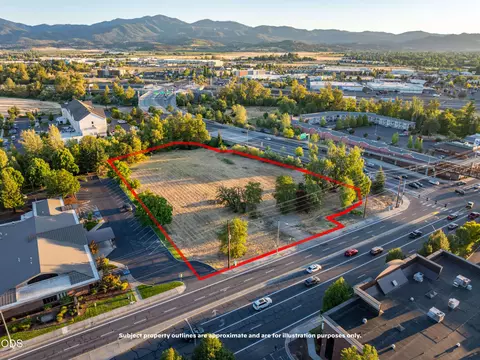 1300 E Barnett Rd, Medford, OR 97504
