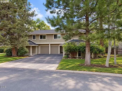 14 SE Mckinley Ave, Bend, OR 97702