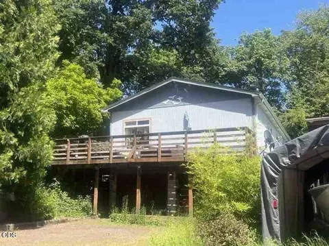 72694 Blakely St, Rainier, OR 97048 photo 2