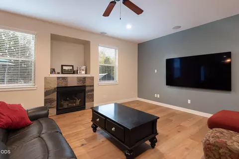 Living - 63463 Stacy Ln, Bend, OR 97701 photo 1 of 1