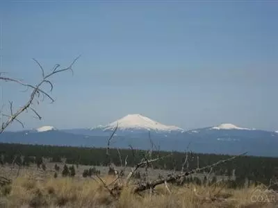 59629 SE Okanagan Ln, Bend, OR 97702 photo 2
