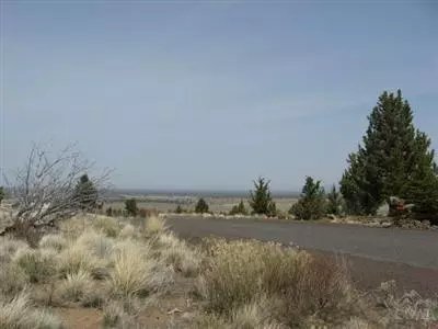 59629 SE Okanagan Ln, Bend, OR 97702 photo 4