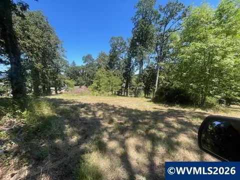 SW Chintimini Av, Corvallis, OR 97333