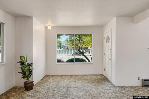 285 S 5th St, Monroe, OR 97456 photo 4