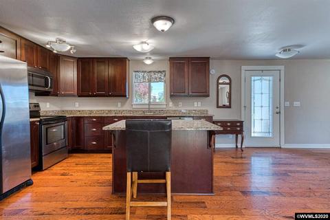 385 B St, Independence, OR 97351 photo 14