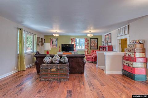 385 B St, Independence, OR 97351 photo 2