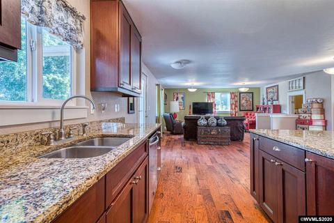 385 B St, Independence, OR 97351 photo 13