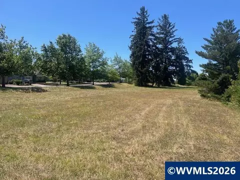 4653 SW Birdsong Dr, Corvallis, OR 97333