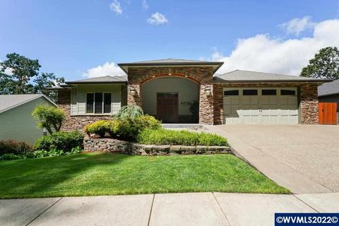 349 E View Ln, Silverton, OR 97381 photo 1