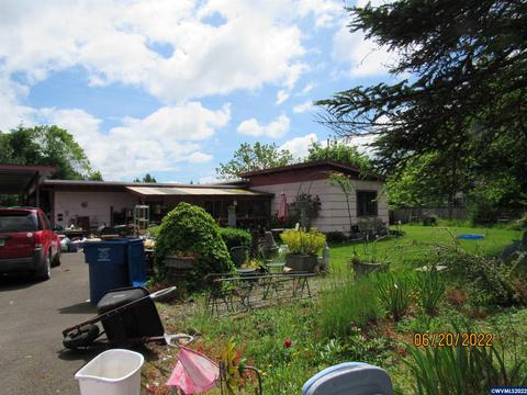 940 5th St, Lyons, OR 97358 photo 1
