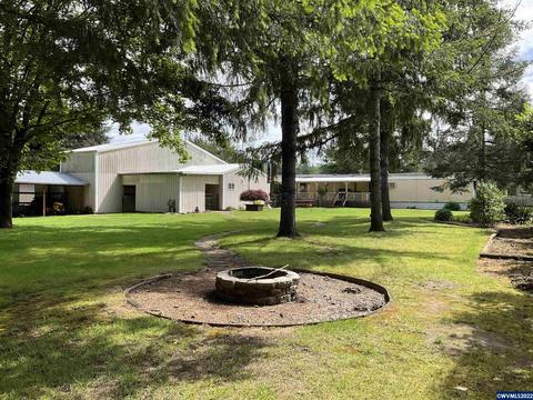 1241 3rd St, Lyons, OR 97358 photo 1