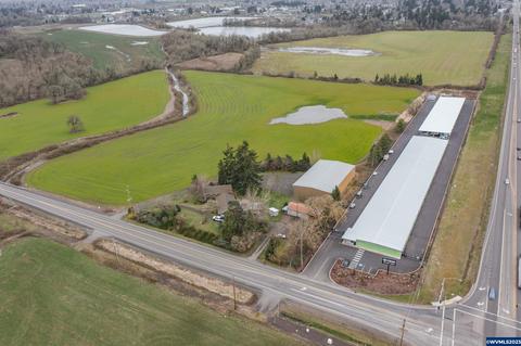 9650 Hoffman Rd, Independence, OR 97351 photo 2