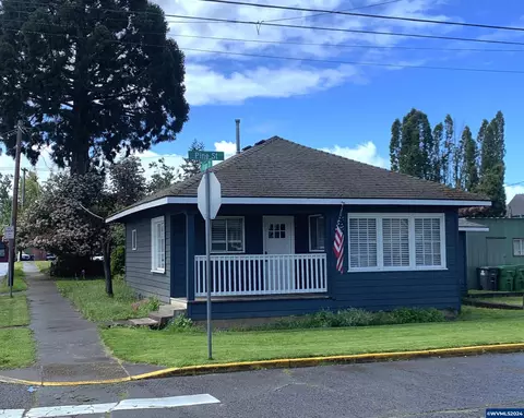 701 Pine St NE, Silverton, OR 97381 photo 1