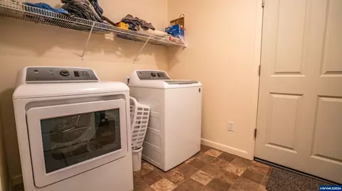Other - 37082 Goats Rd, Springfield, OR 97478 photo 5 of 6