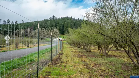 View/Area - 37082 Goats Rd, Springfield, OR 97478 photo 2 of 2