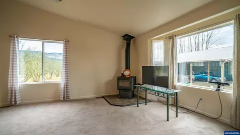 Other - 37082 Goats Rd, Springfield, OR 97478 photo 1 of 6