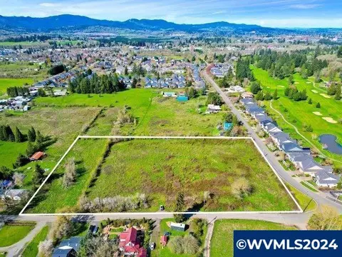 4525 SW Nash Ave, Corvallis, OR 97333