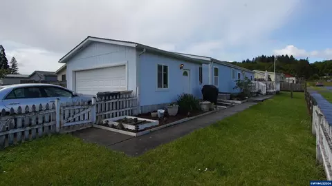 720 Pine St, Monroe, OR 97456 photo 1