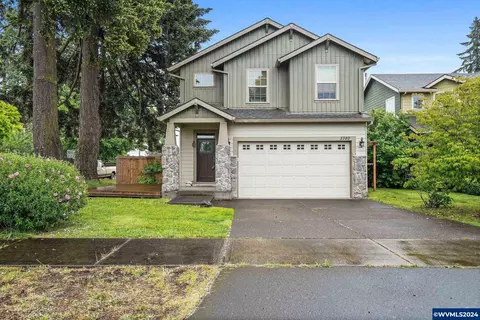 3780 2nd St, Hubbard, OR 97032 photo 1