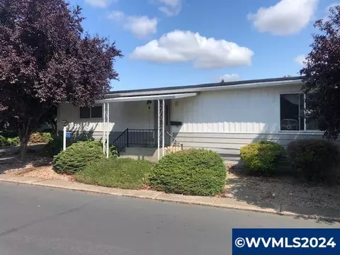 450 SE Lacreole Dr #53, Dallas, OR 97338