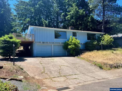 1990 Graham Dr, Eugene, OR 97405 photo 1
