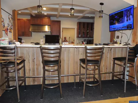 36839 Rock Hill Dr, Lebanon, OR 97355