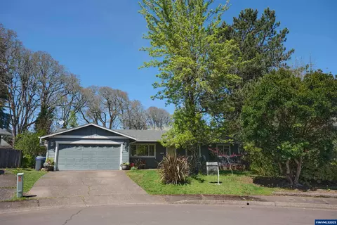 5555 Salinas Ct S, Salem, OR 97306