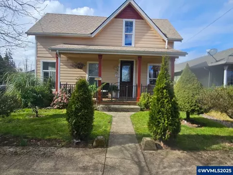 1329 Baker St NE, Salem, OR 97301