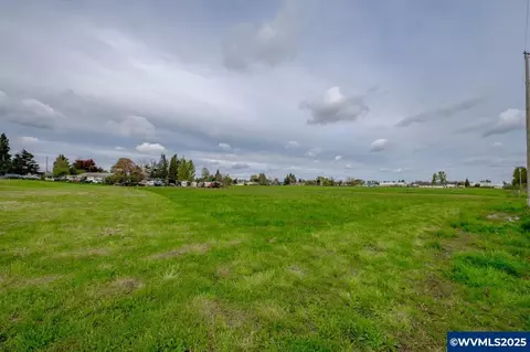 702 Timber St SE, Albany, OR 97321