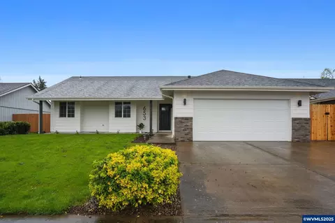 653 Cedar St, Independence, OR 97351 photo 1