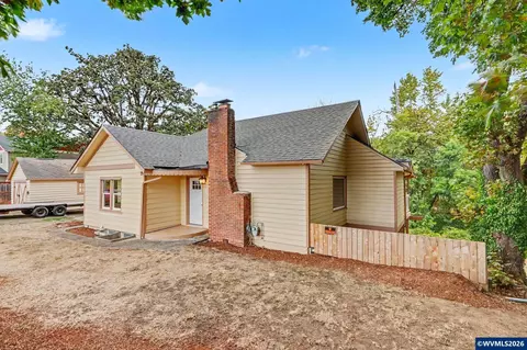 1080 SE Miller Ave, Dallas, OR 97338