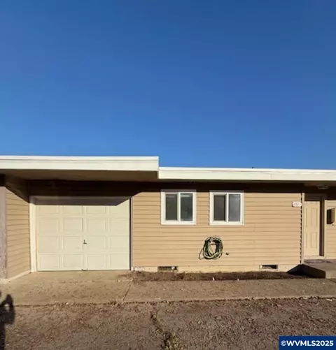 4803 Future Rd NE, Salem, OR 97305