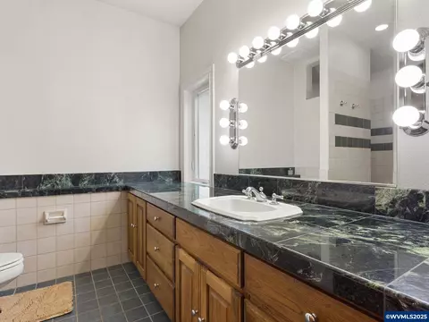 Bath - 8801 SE Walnut Dr, Amity, OR 97101 photo 3 of 3