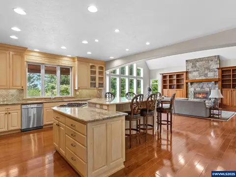 Kitchen - 8801 SE Walnut Dr, Amity, OR 97101 photo 5 of 5