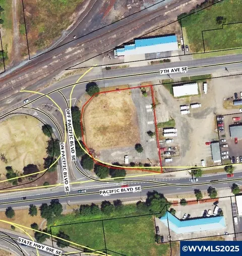 802 7th Ave SE, Albany, OR 97322