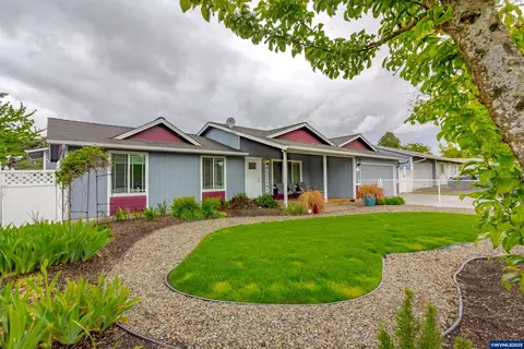 1233 Scepter Way NE, Salem, OR 97301