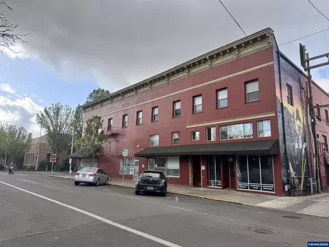 300 SW 2nd St, Corvallis, OR 97333