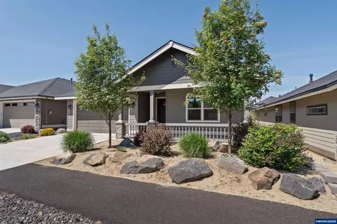 2771 NW 23rd Lp Lp, Redmond, OR 97756