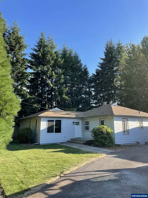 1247 Clark Mill Rd, Sweet Home, OR 97386