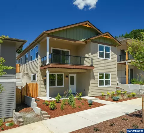 2049 NW Century Dr, Corvallis, OR 97330