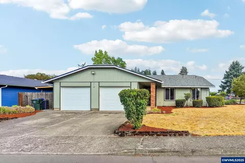 3891 Doloris Ct NE, Salem, OR 97305