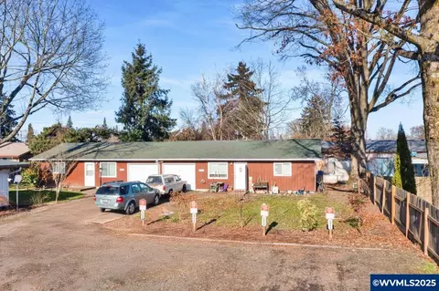 2448 SE Sherman St, Albany, OR 97322