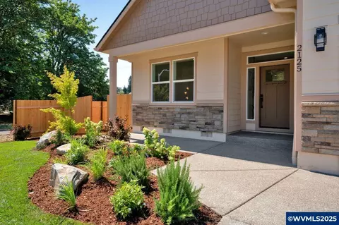 2125 NE Spitz Rd, Canby, OR 97013