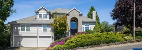 595 Harbourtown Ct SE, Salem, OR 97306
